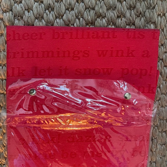 Kate Spade “All The Trimmings” Tablecloth. 70” Round NWT - Picture 4 of 4